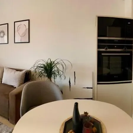 East Coast Senses Apartament *